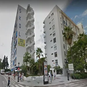 https://apartamento-primera-linea-de-playa-marbella-29602.es-andalucia.com